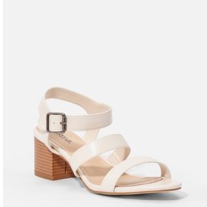 NIB Block Party Heeled Sandal White 10W
